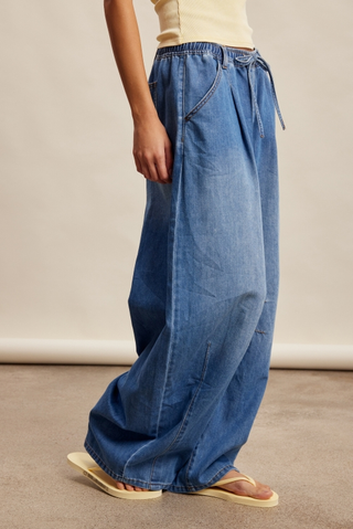 Listicle Wide Leg Barrel Jeans
