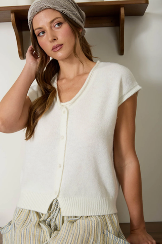 Blu Pepper Rolled Hem Sleeveless Cardi